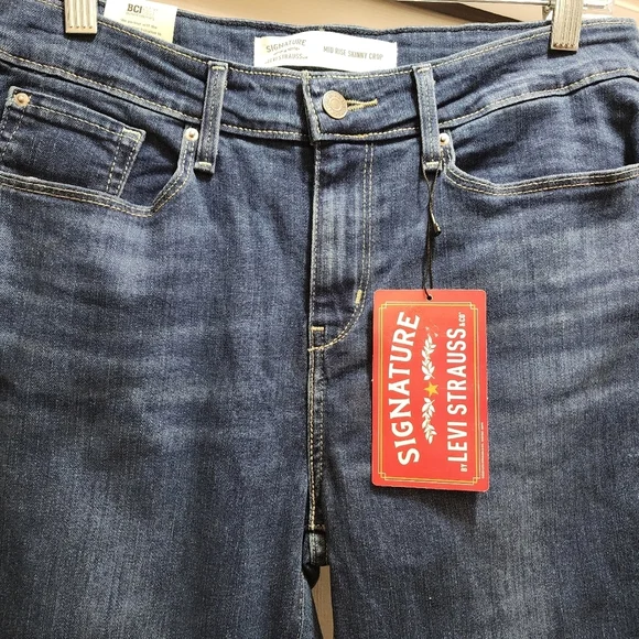 New- Levi's Signature Jeans Women's 10 30x25 Crop Mid Rise Skinny Blue - Picture 4 of 11